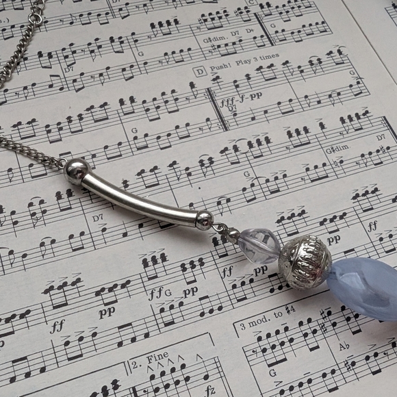 Elegant Silver and Blue Beaded Necklace - Picture 3 of 8